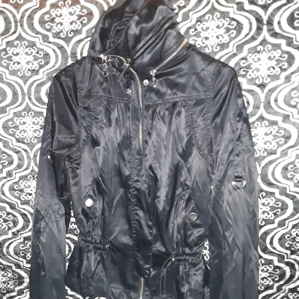 Guess Jacket - Picture 2 of 3